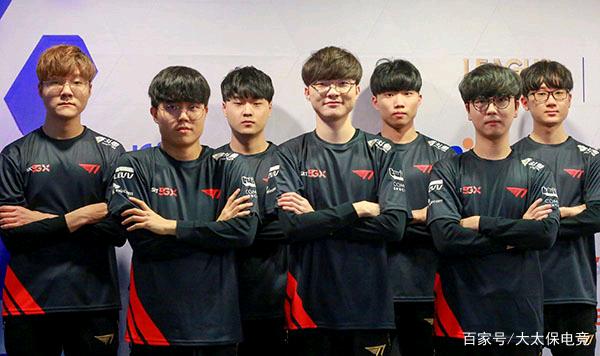 他用他的三 他用他的三